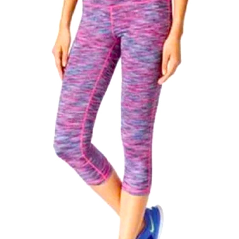 NWOT Idealogy Workout Capri Leggings 💞 - Picture 3 of 4